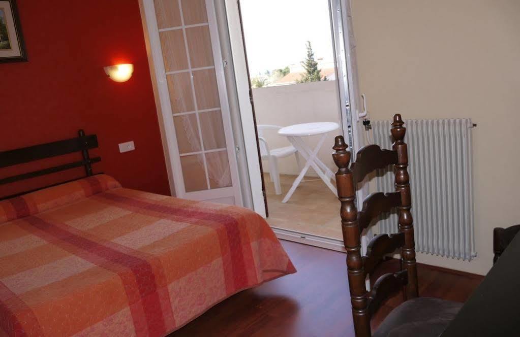 Hotel Le Belvedere Saint-Cyprien Kültér fotó